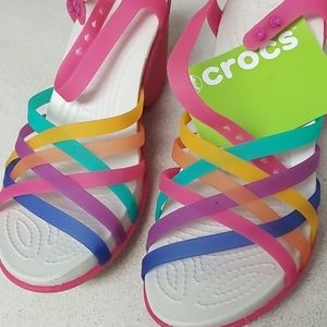 Crocs huarache sandal wedge sz 7